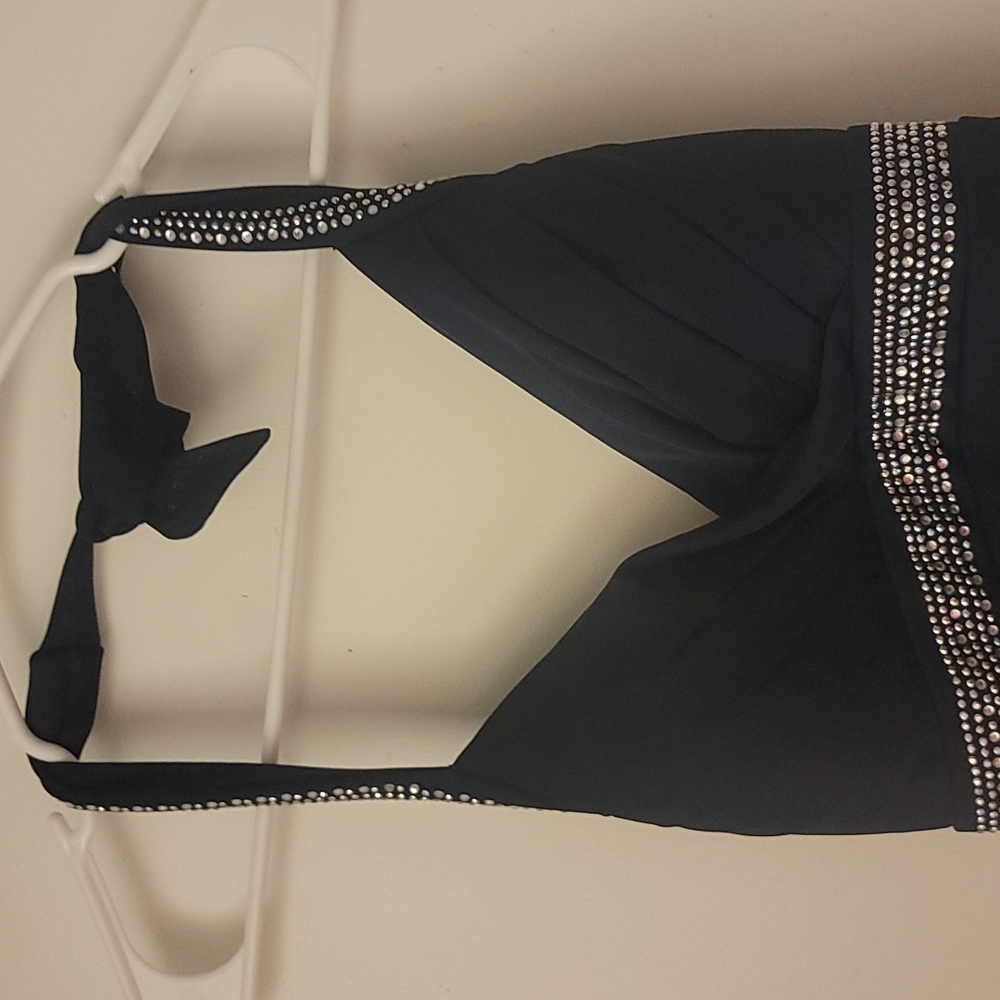 PROM!!Beautiful women/young lady formal attire fir that special occasion, Suze L